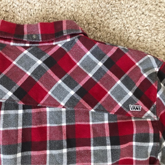 Vans flannel button down shirt with one Vans logo button Size Medium - Picture 7 of 11
